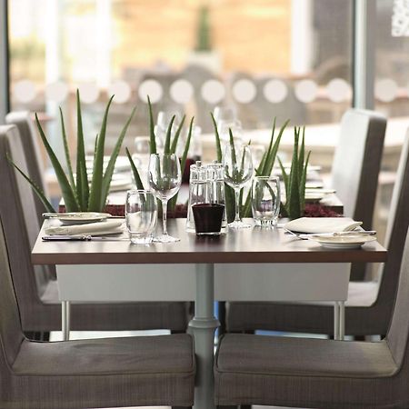 Radisson Blu Hotel East Midlands Airport คาสเซิลโดนิงทัน ร้านอาหาร รูปภาพ