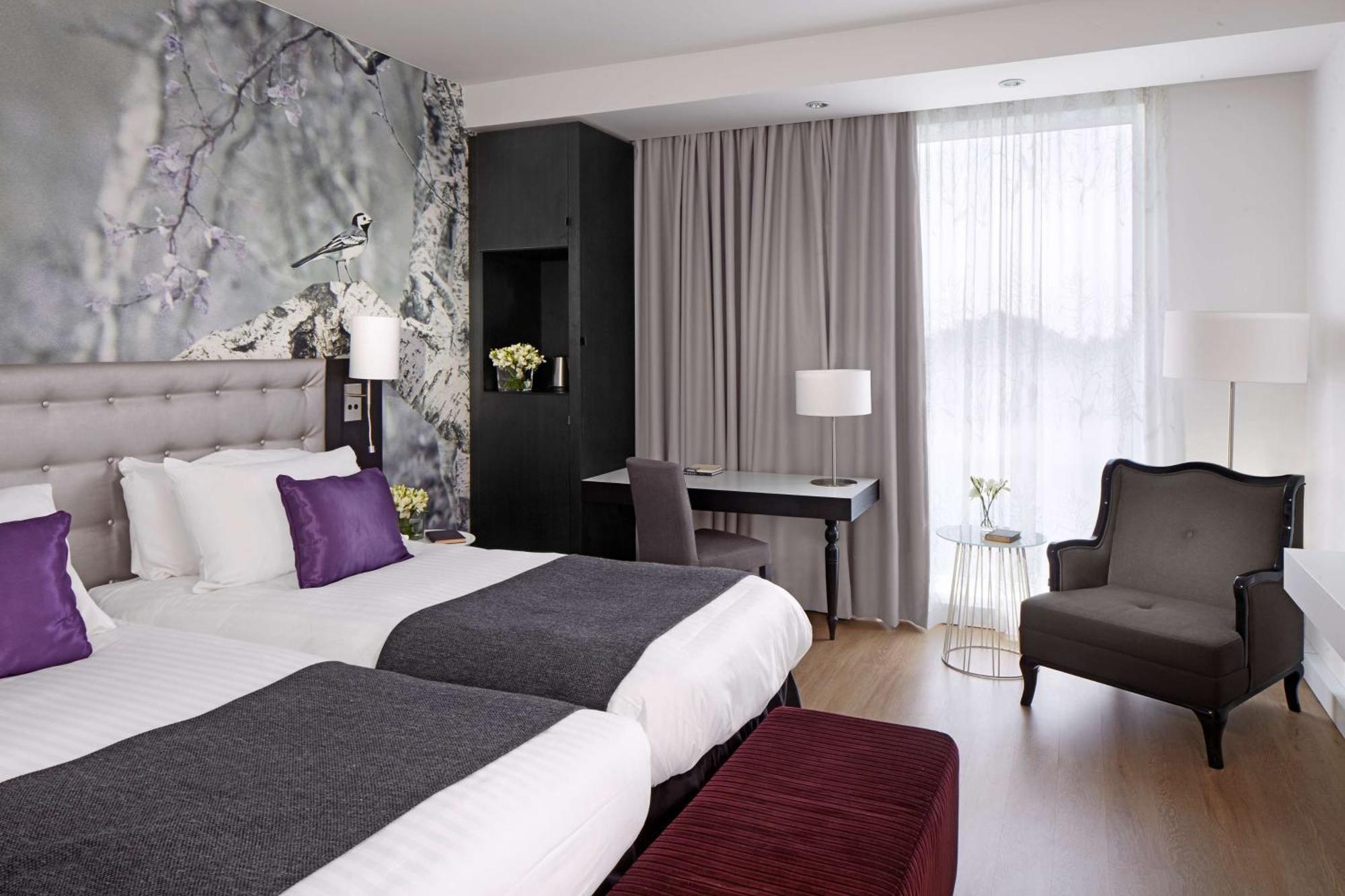 Radisson Blu Hotel East Midlands Airport คาสเซิลโดนิงทัน ภายนอก รูปภาพ