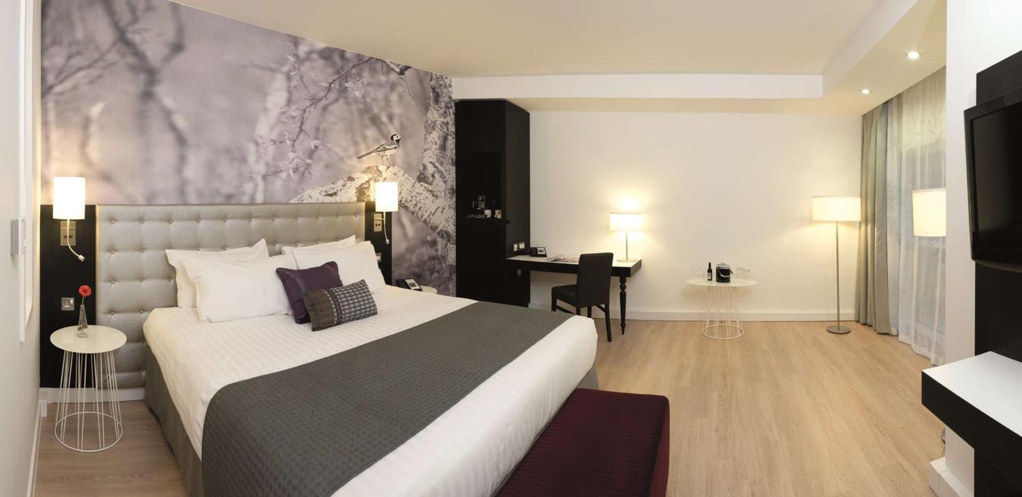 Radisson Blu Hotel East Midlands Airport คาสเซิลโดนิงทัน ภายนอก รูปภาพ